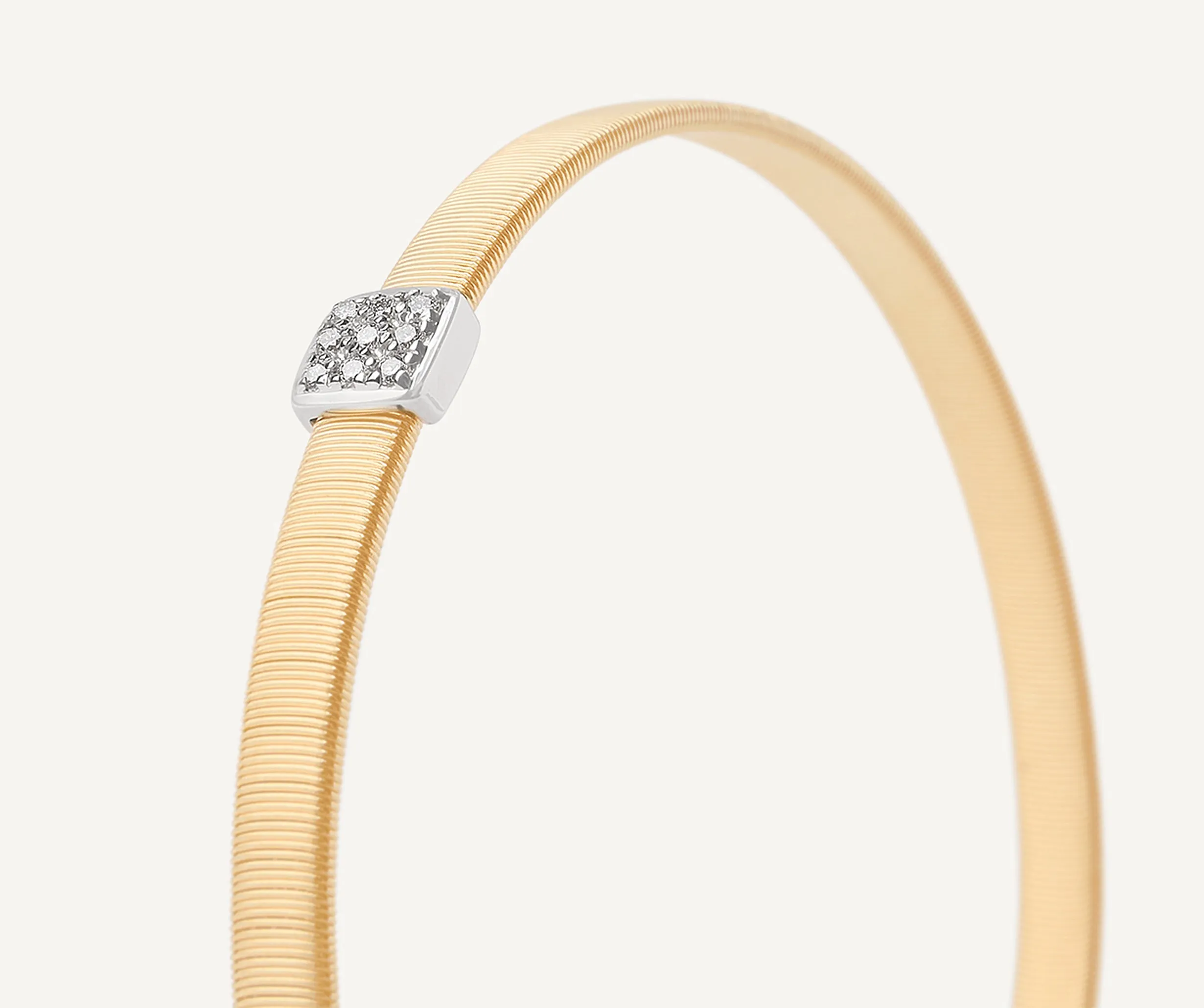 18K Yellow Gold Medium Stackable Bracelet With Diamonds