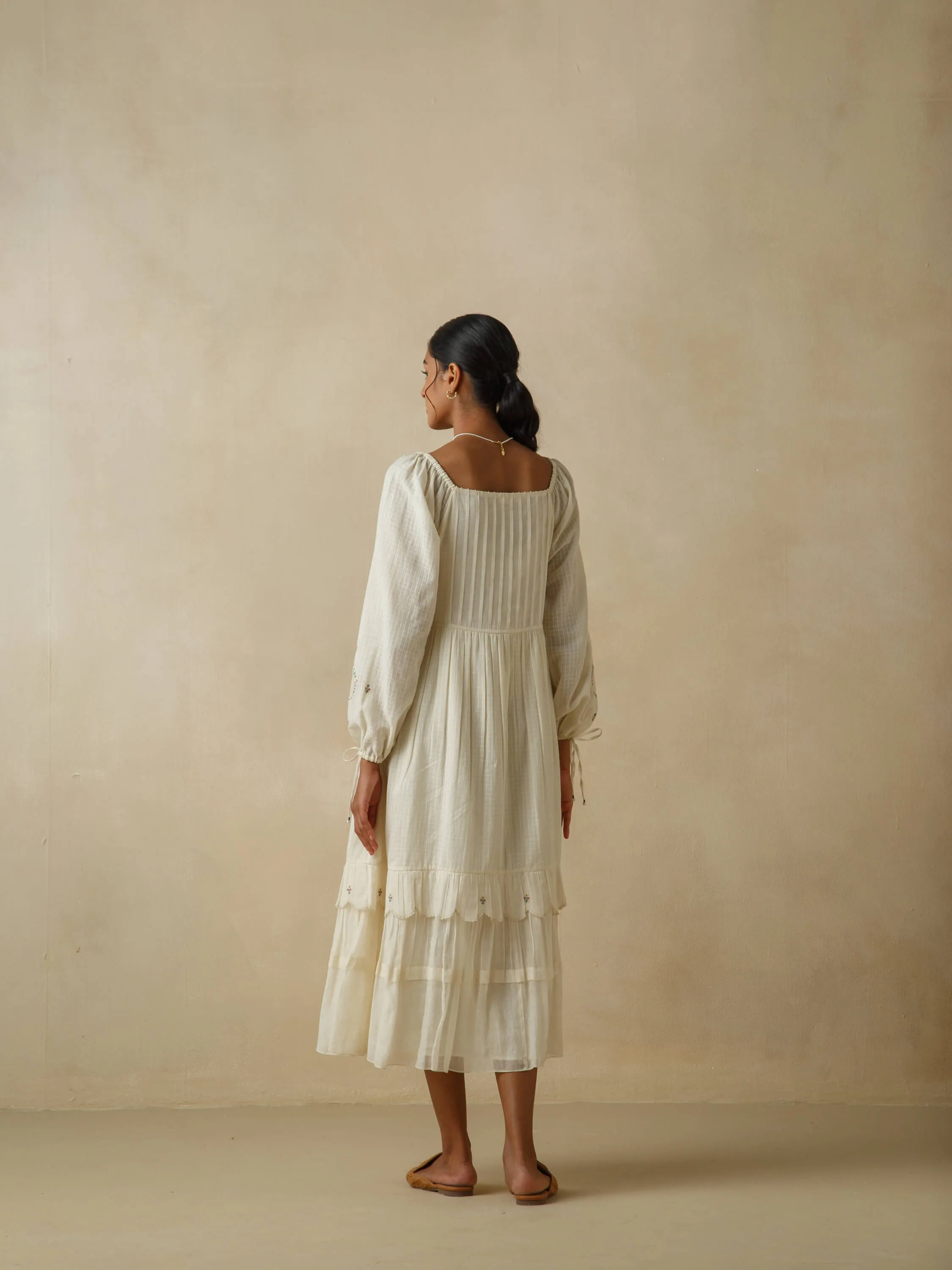 Antique White Scallop Tier Dress