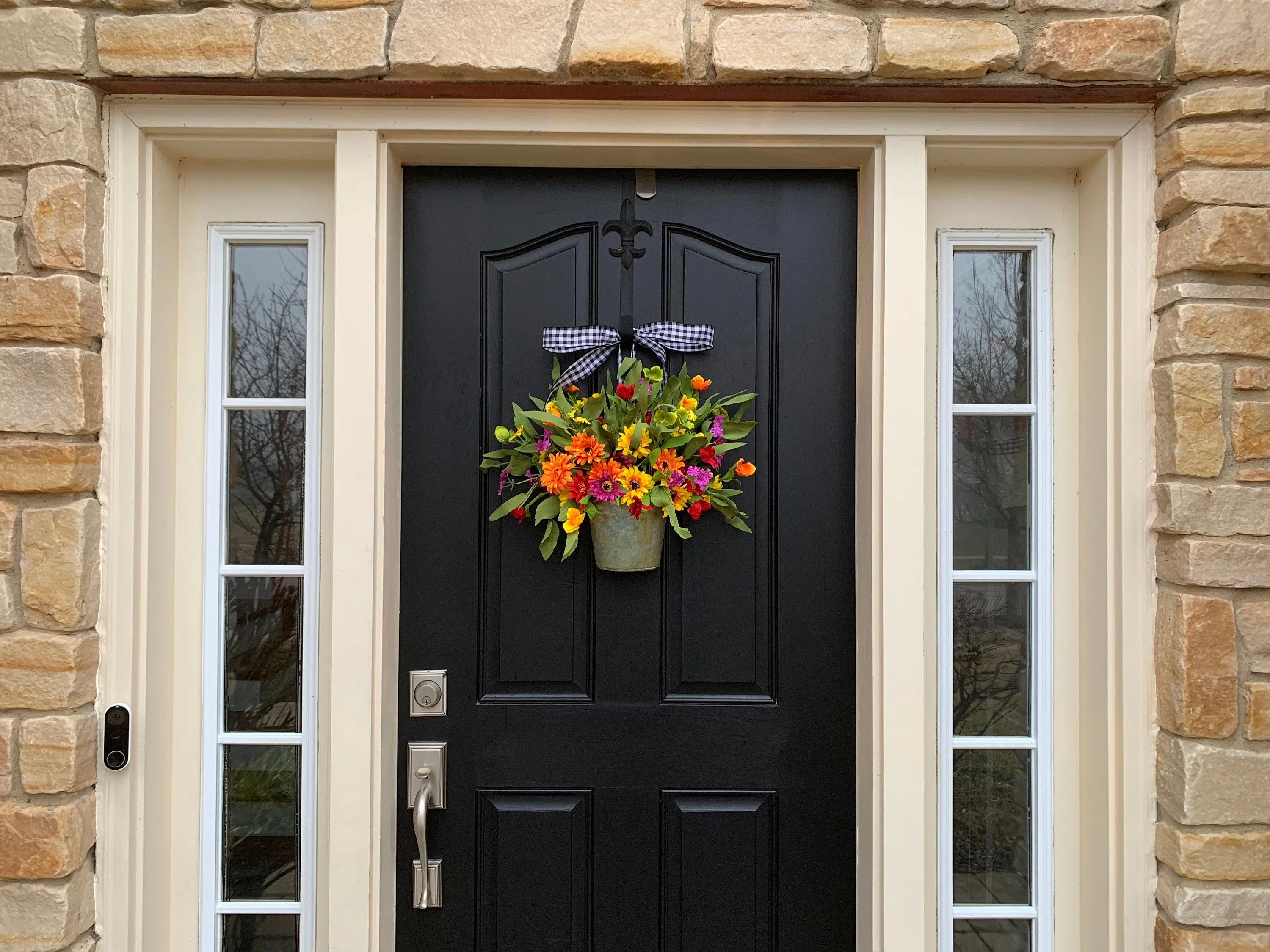 Colorful Daisy Bucket Wreath
