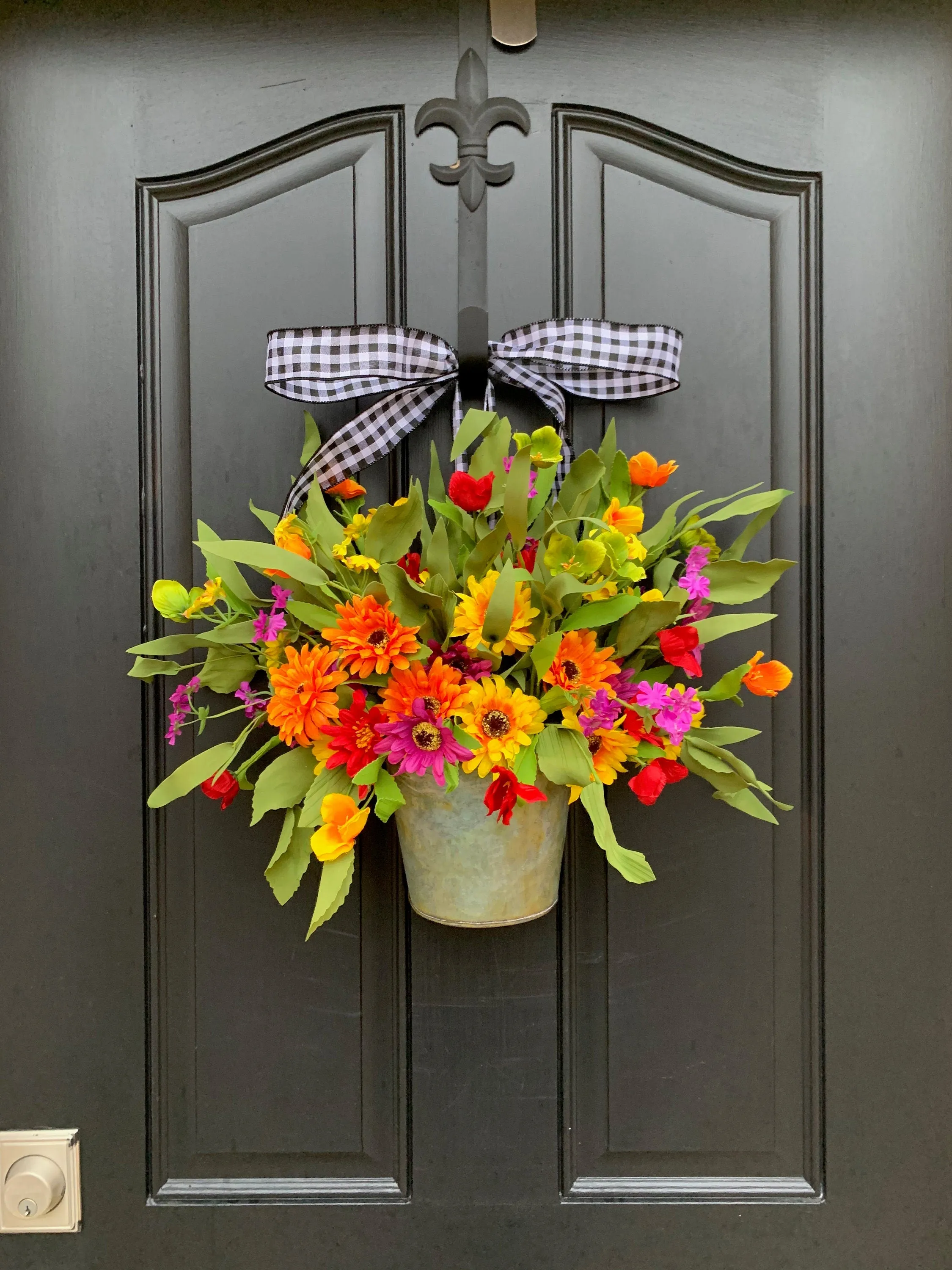 Colorful Daisy Bucket Wreath