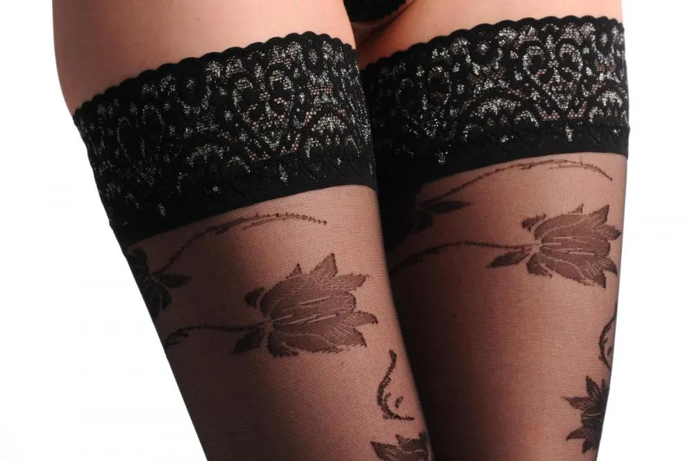 Peony Flowers With Silver Lurex Silicon Garter